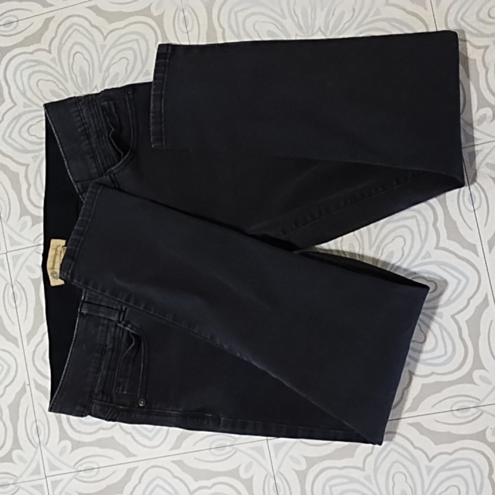Democracy Black Women's Skinny Jeans Lightly  Distressed Sz. 12